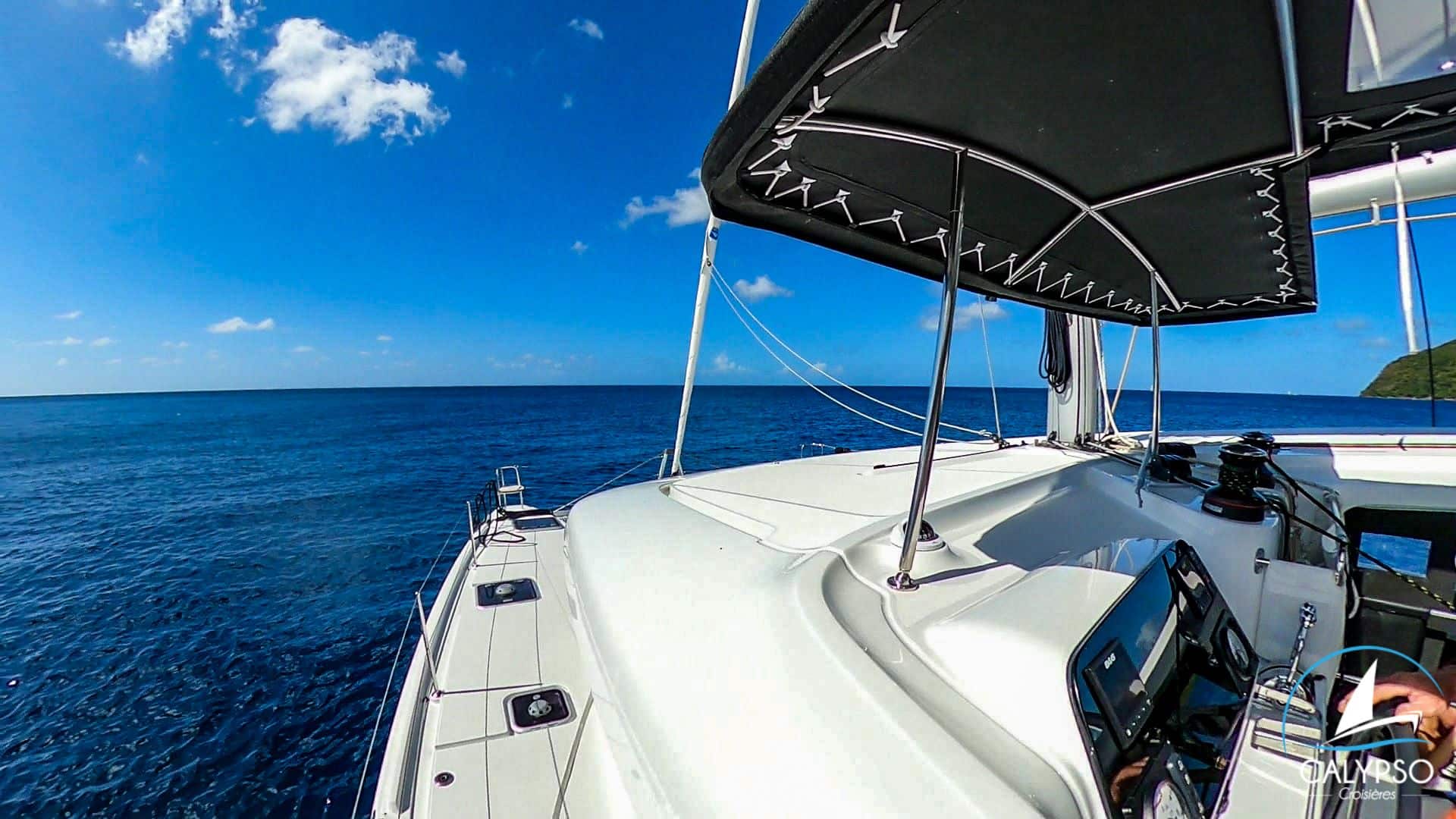 Dégustation Rhum - Catamaran - Calypso Croisières - Martinique - Réservez  vos meilleurs moments en ligne